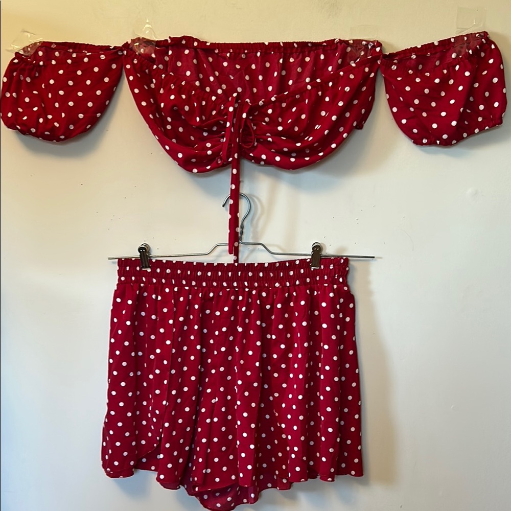 Shein red/white polka dots off shoulder short set.  Size 3xl in good condition